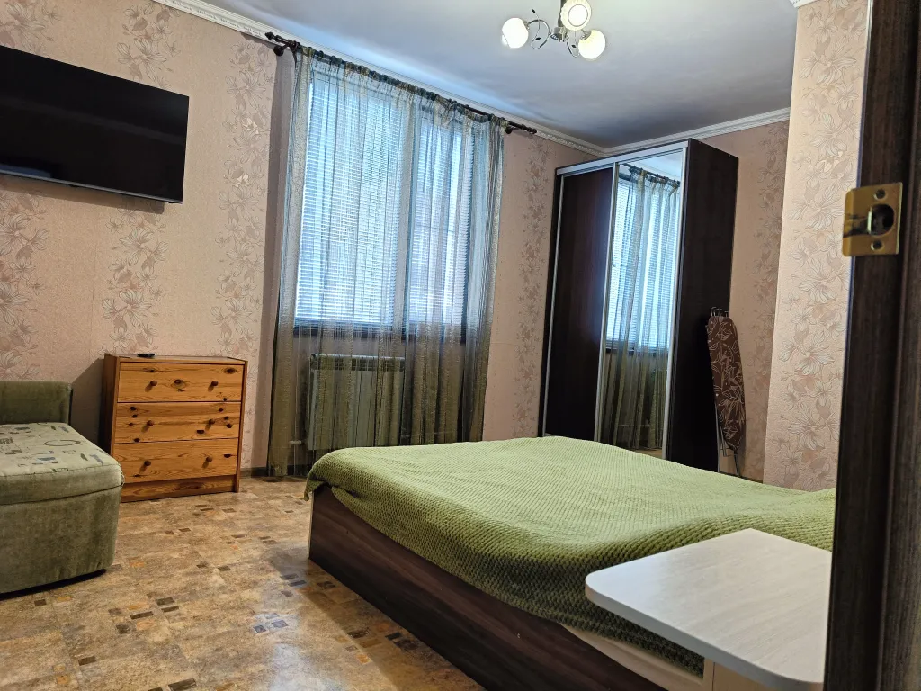 Коттедж Коттедж Этаж двухкомнатный в центре — Геленджик