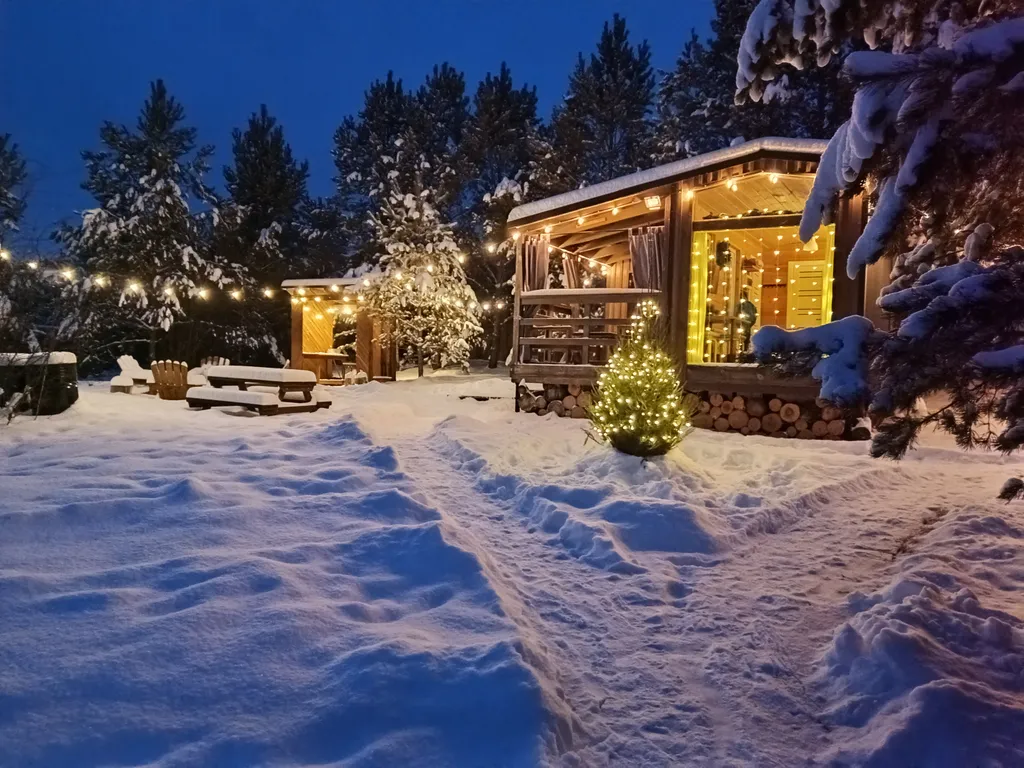 Коттедж Домик с баней и купелью на дровах на участке 20 соток — аренда посуточно в Белоярский