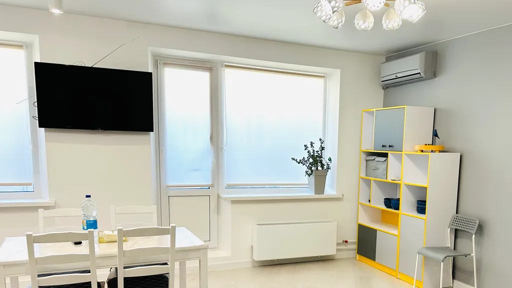 Просторная квартира с большой кухней-гостиной