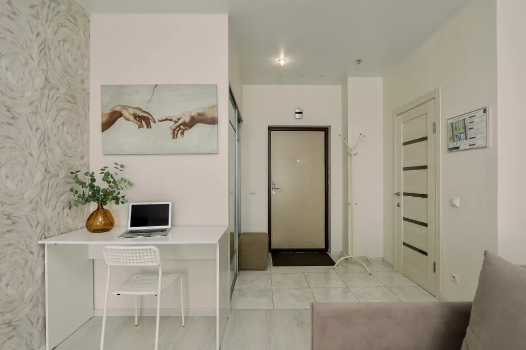 4 Угла: Тот самый ЖК колизей на набережной, М.Горького, 150