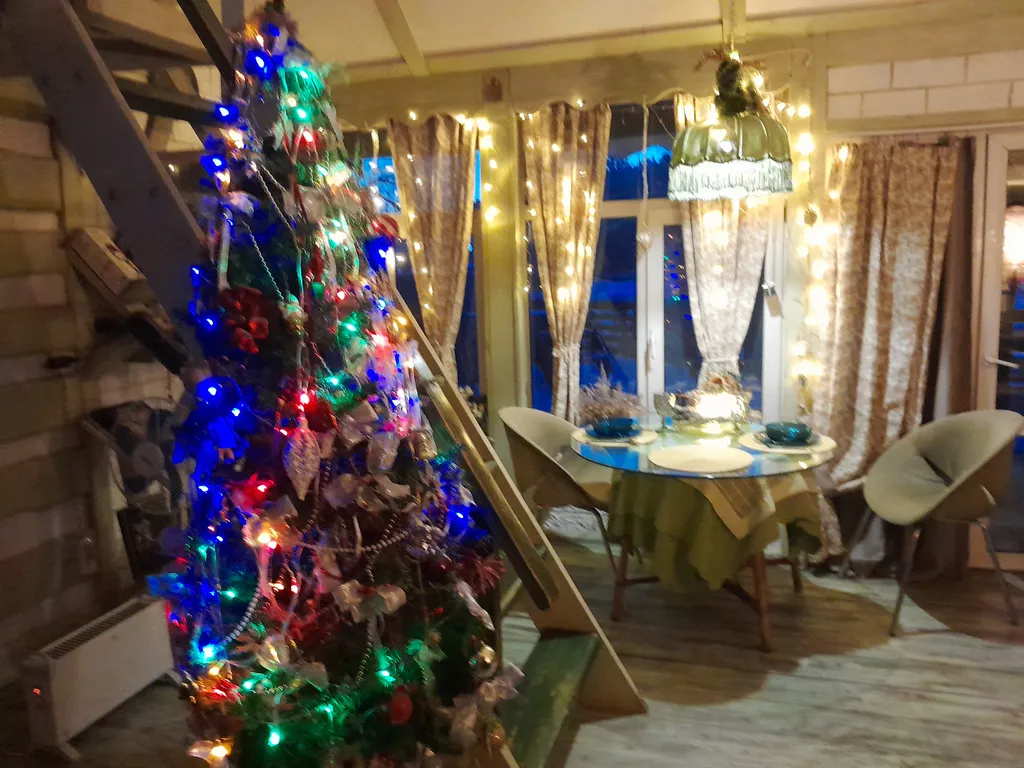 Коттедж Уютный глемпинг Прованс на берегу реки — аренда посуточно в Березовский