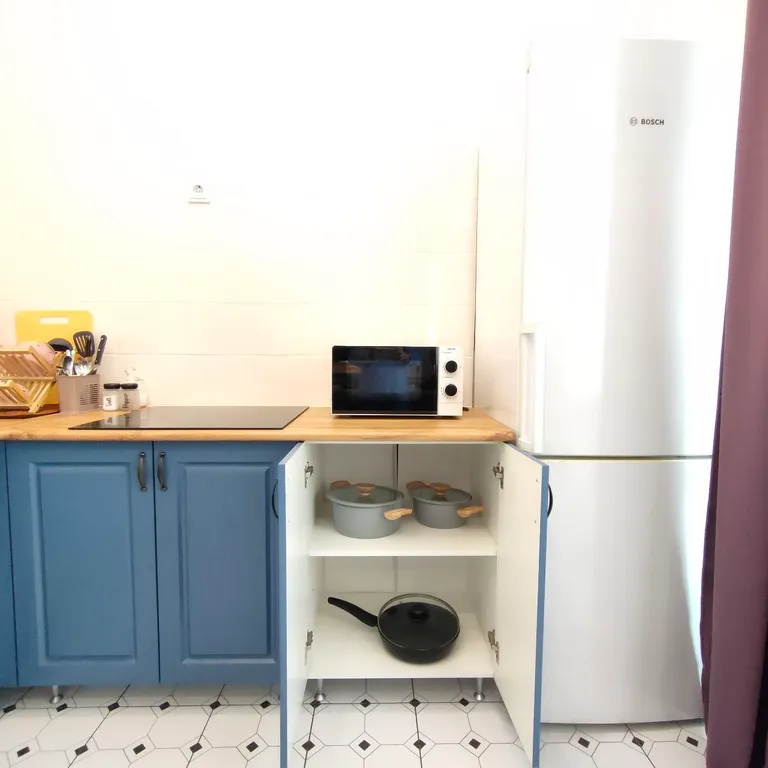 Стильная чистая квартира рядом с Куполом, Ледовым дворцом