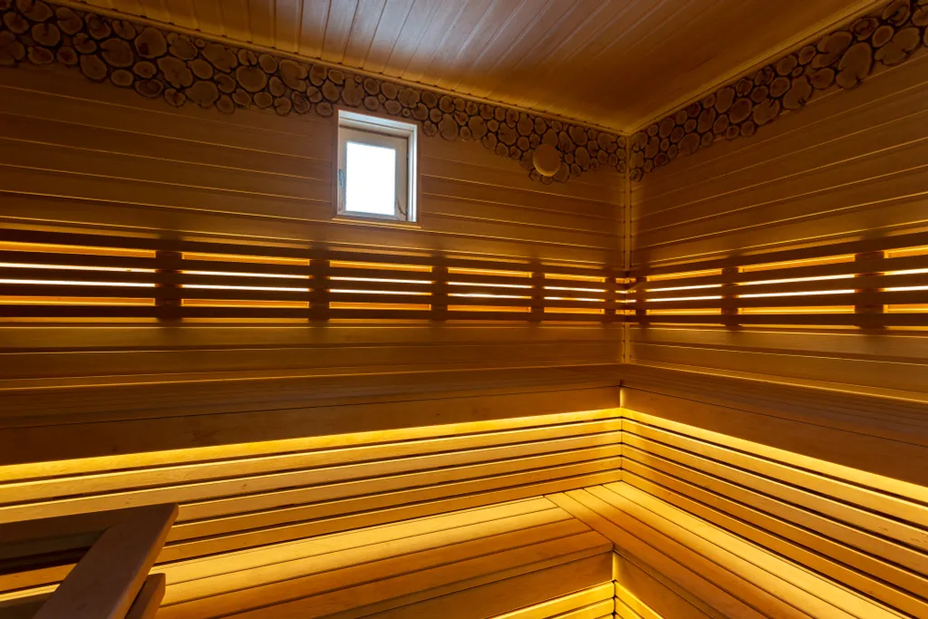 Новый коттедж с подогреваемым бассейном и баней