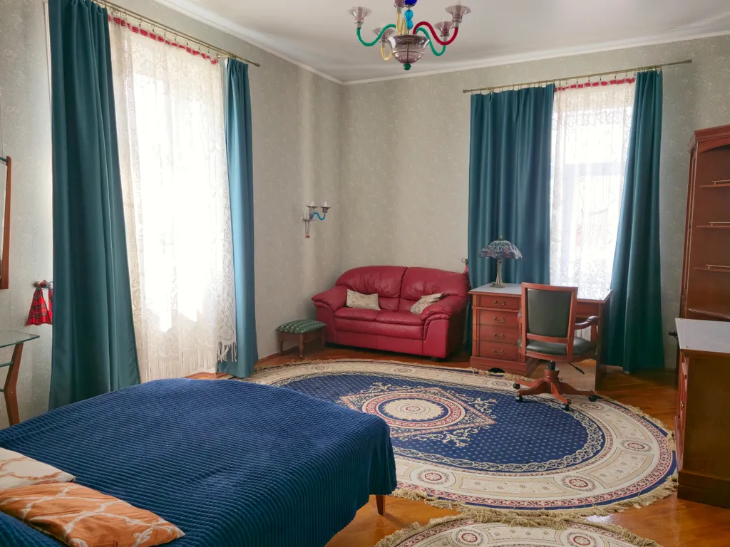 Квартира Уютная большая квартира около патриарших прудов — Москва