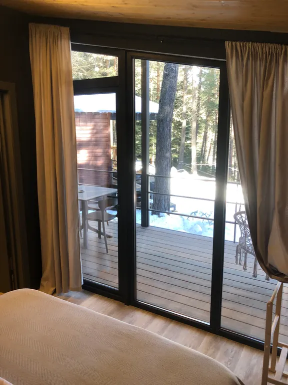 База отдыха в лесу с видом на горы ПроЛес