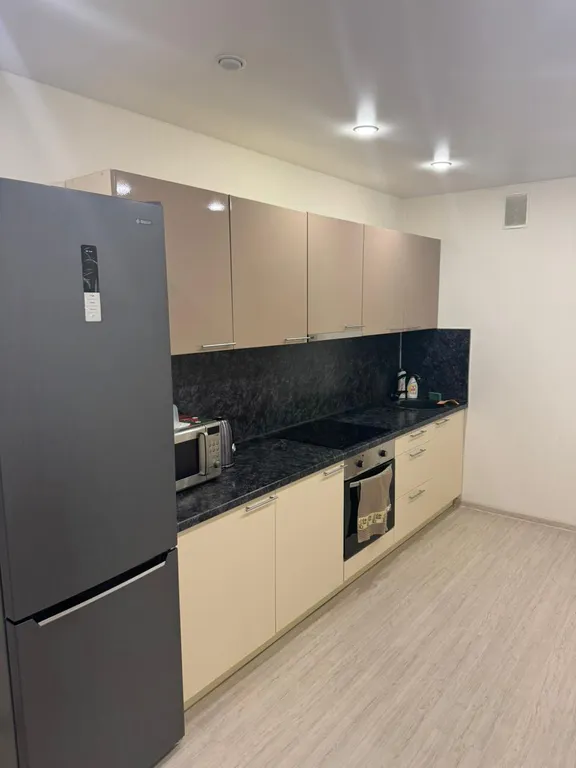 Уютная квартира в центре города напротив музея УГМК