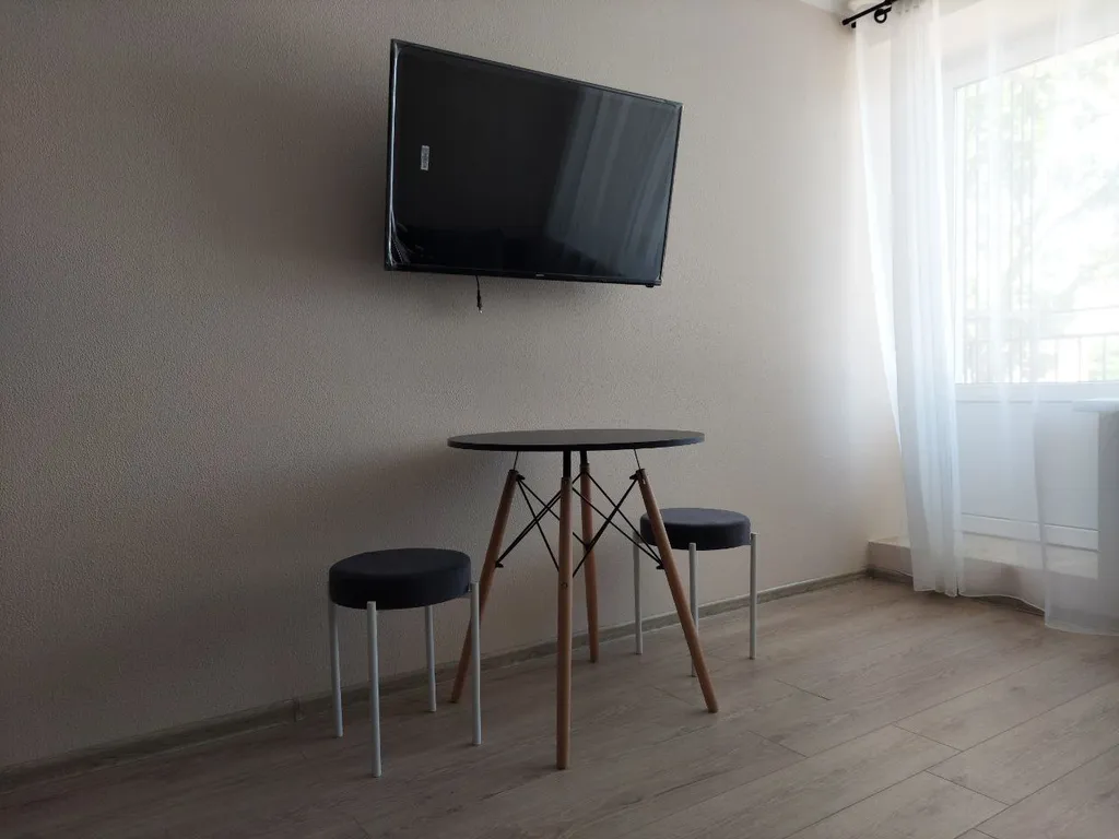 Квартира 1-комнатная Квартира — Кучугуры