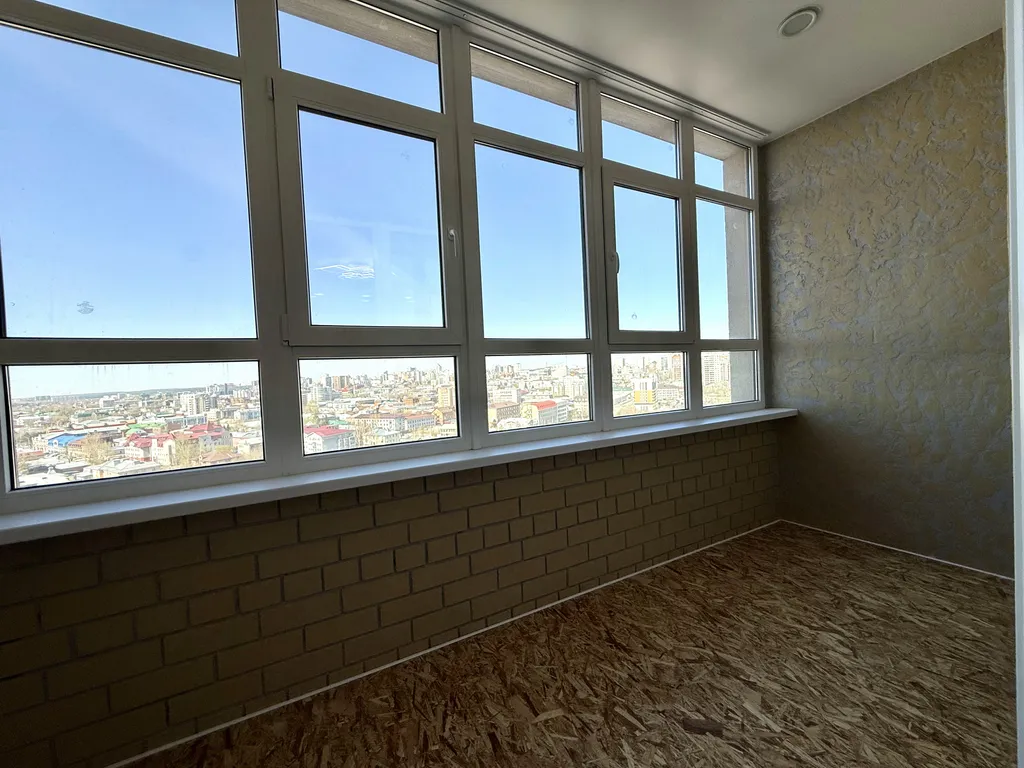 Отличная трехкомнатная квартира в центре