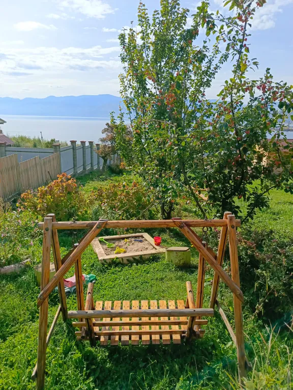 Дом с панорамным видом на Байкал