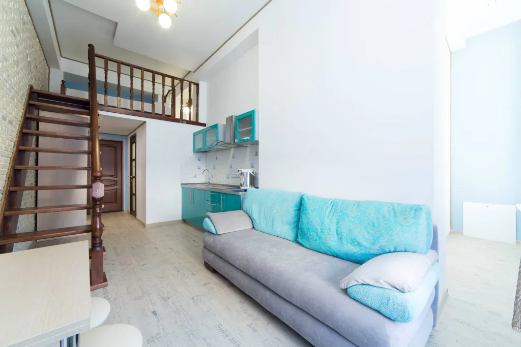 Квартира Квартира Двухуровневая студия с душевой и кухонной зоной — Адлер