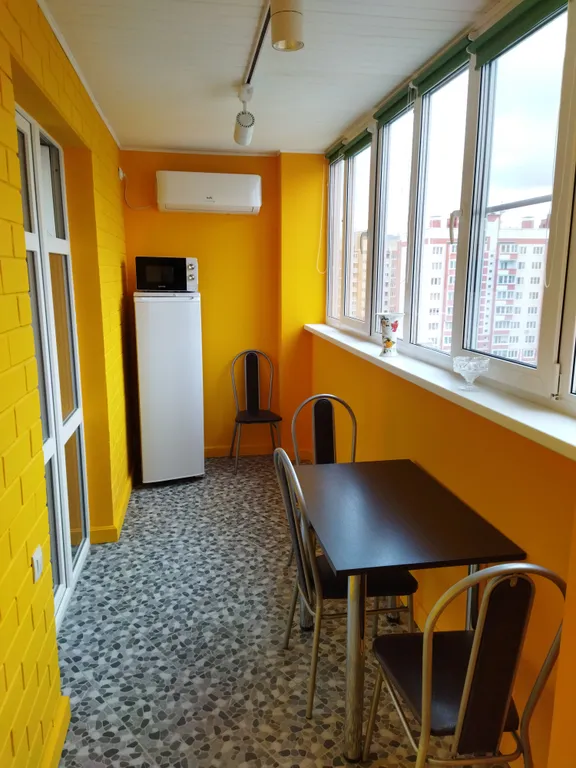 Новая 1-комнатная квартира с отличным ремонтом и двумя спальнями