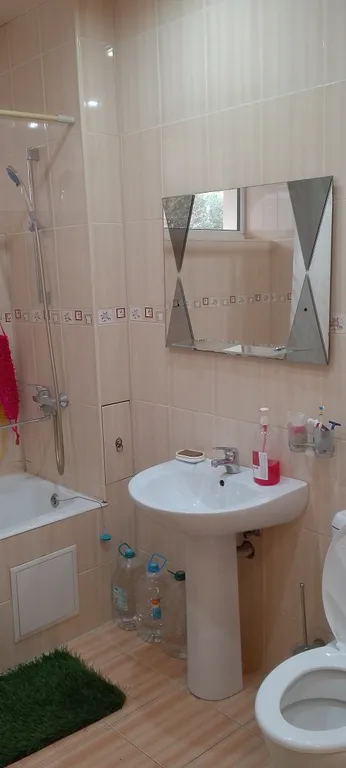 Уютная отдельная студия, дам видио всей квартиры детально)