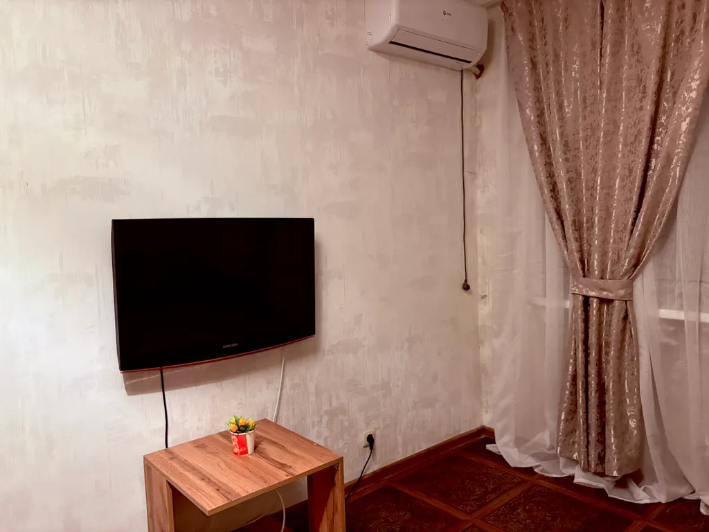 Квартира Уютная двухкомнатная квартира на бульваре — Волгоград