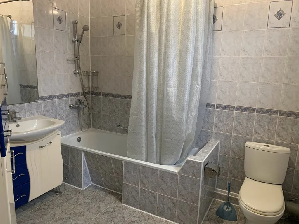 4-комнатный Дом