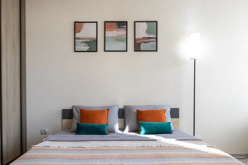 Студия с озером в вашем окне