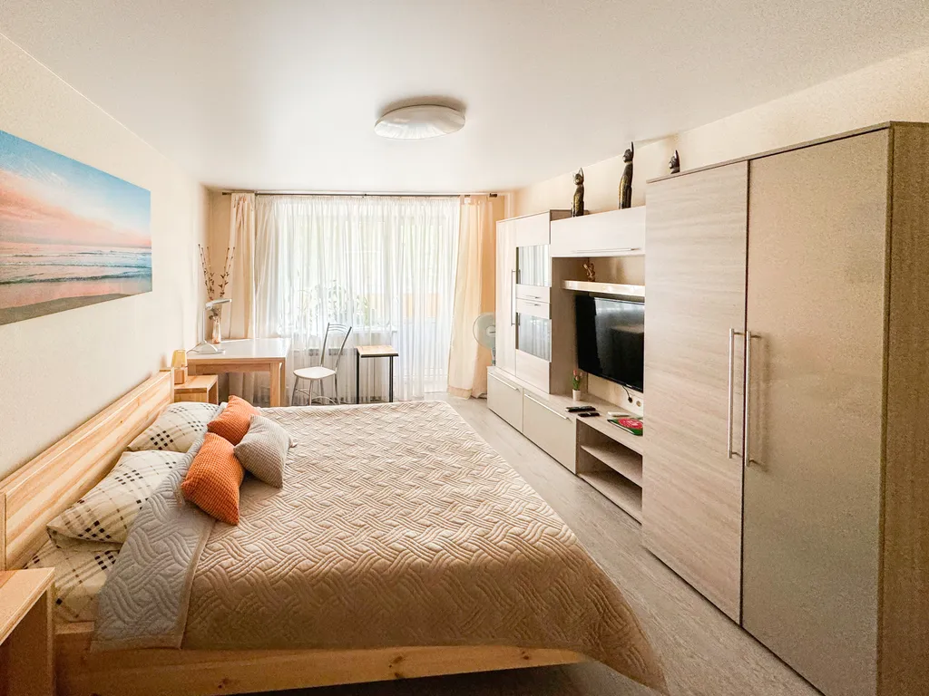 Квартира Светлая квартира с шикарной кроватью и беспружинным жестким матрацем — Ярославль