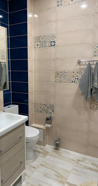 Окно в Париж