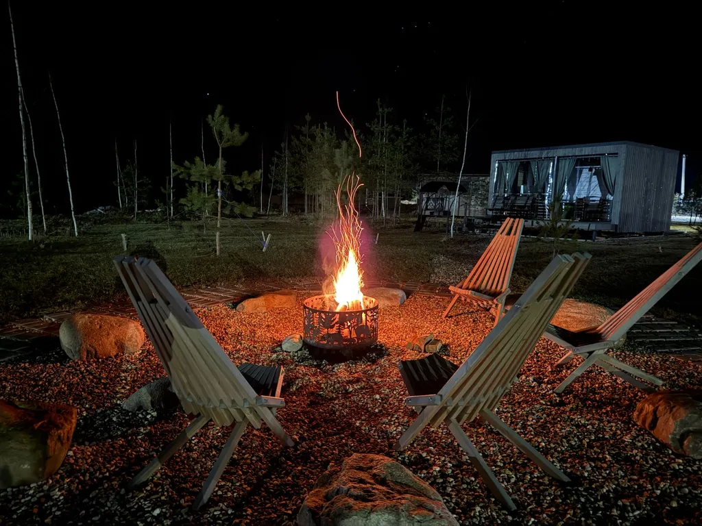 Дом Уютный на заливе реки Нерль с видом на лес