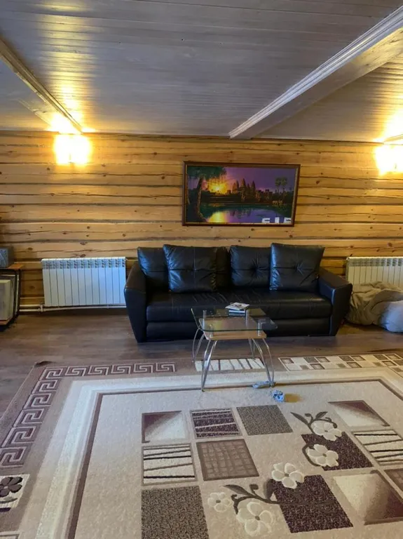 Уютный коттедж на берегу реки Волга