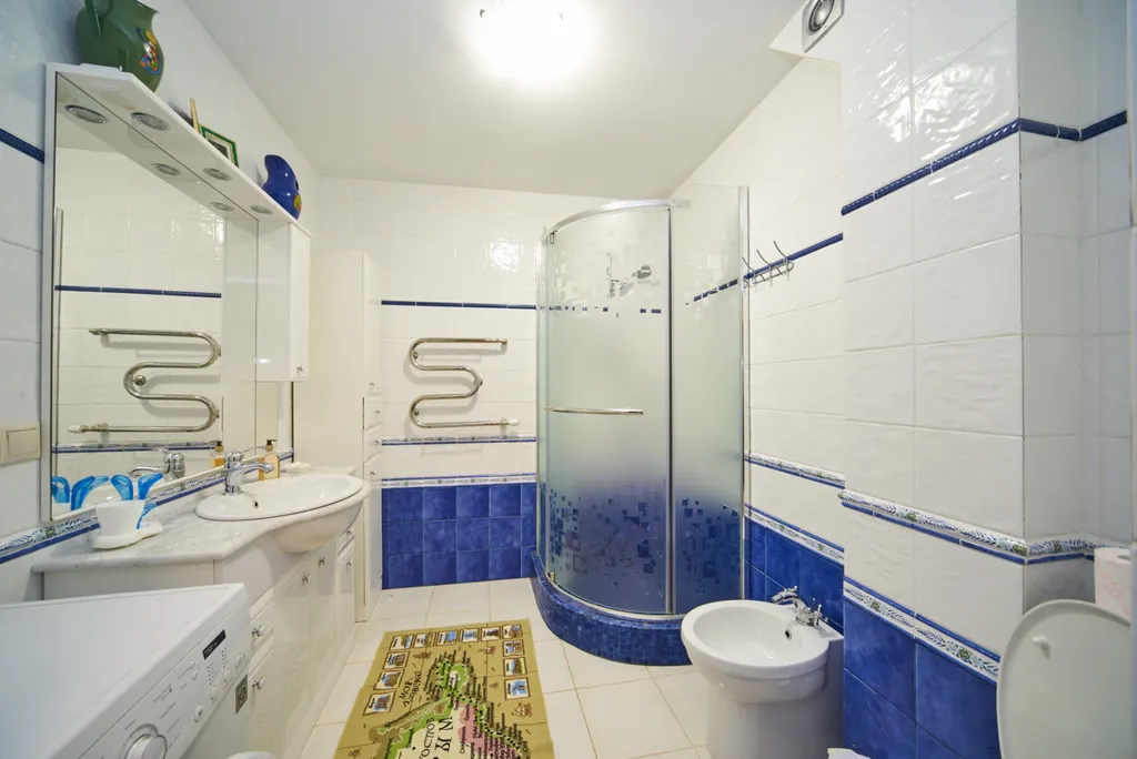 Дом в альпийском стиле в видом на горы