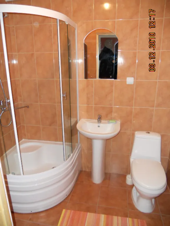 Квартира в домике с окнами в сад с отдельным входом и парковкой