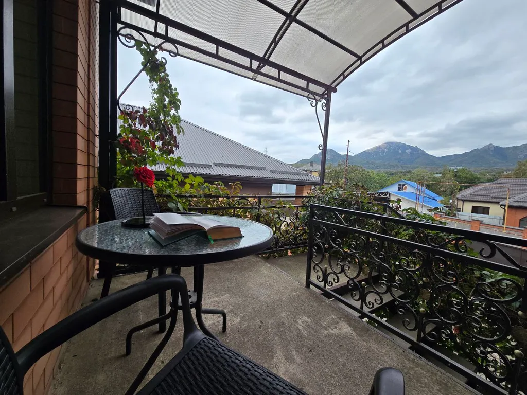 Дом с тремя спальнями и видом на гору Бештау