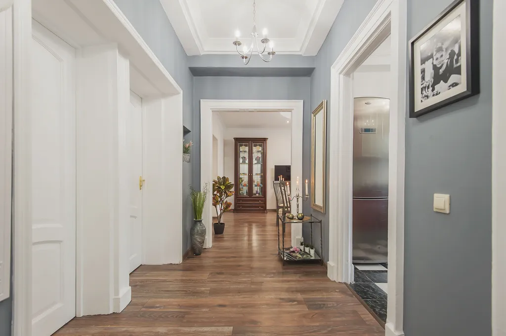 Квартира Просторная 4-комнатная квартира на Патриарших — Москва