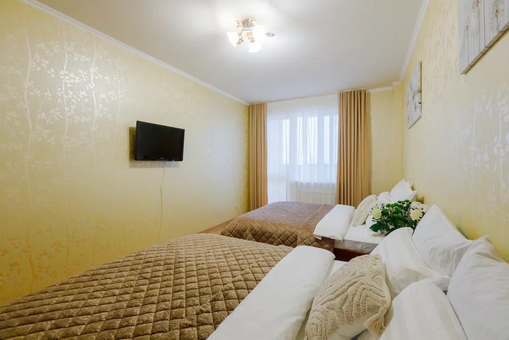 Квартира Современная двухкомнатная квартира с видом на Волгу 110 м — Самара