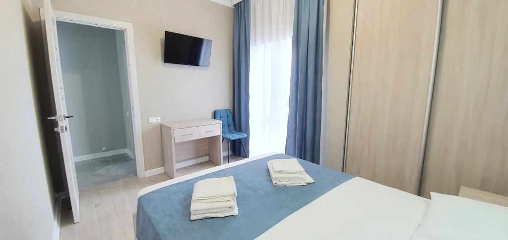 Светлые апартаменты в центре Витязево