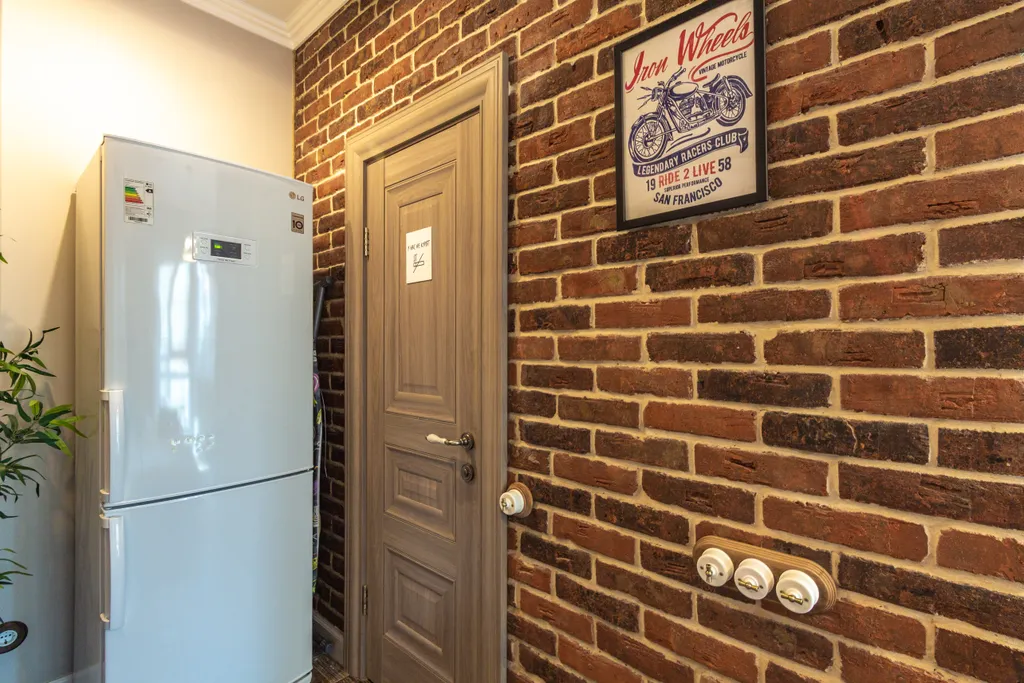 Лофт с витражом в самом центре