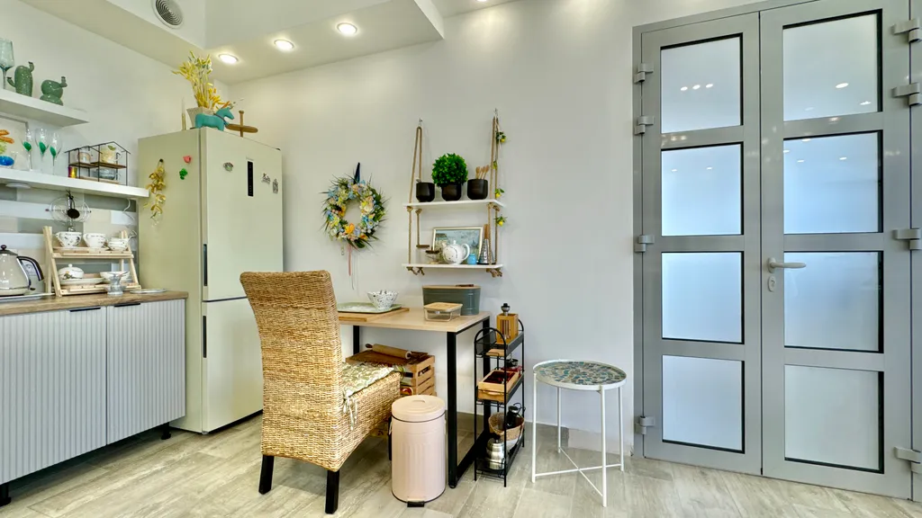 Квартира с дизайнерским ремонтом и видом на море Восход Ялта