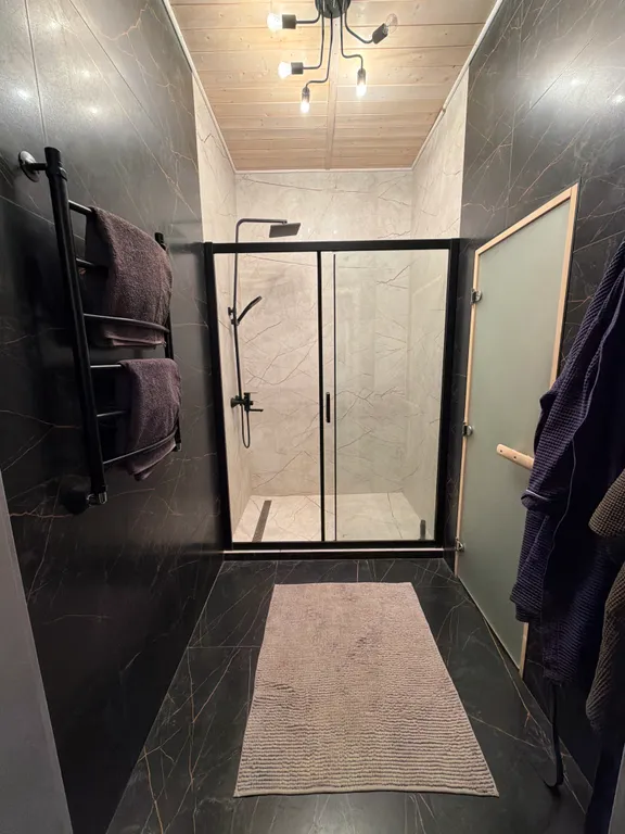 2-этажный Барнхаус с чаном, сауной и бассейном