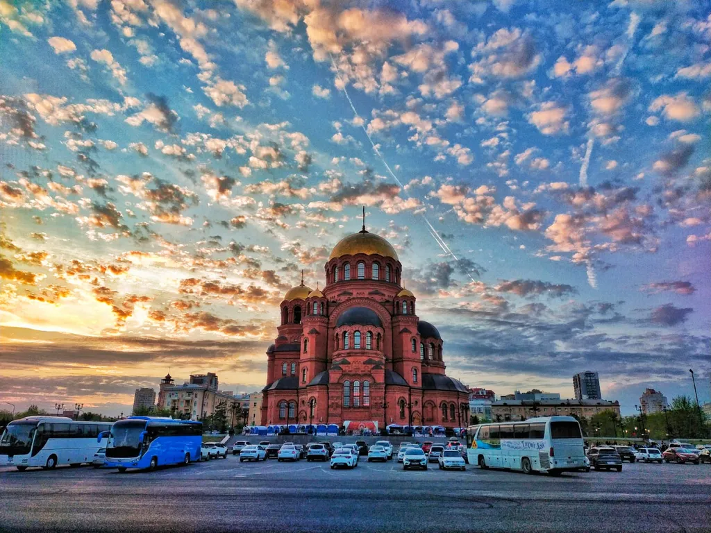 3-комнатная центр, набережная, вокзал, достопримечательности