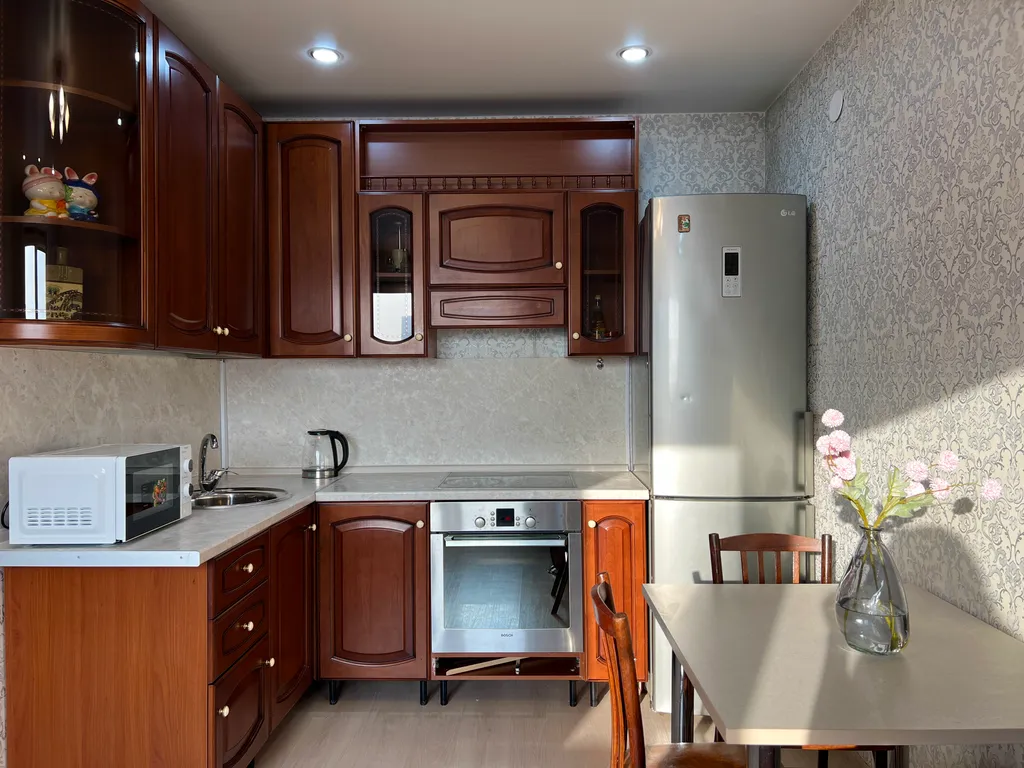 Евродвушка в 5 мин от площади Советов, без оплаты за финальную уборку