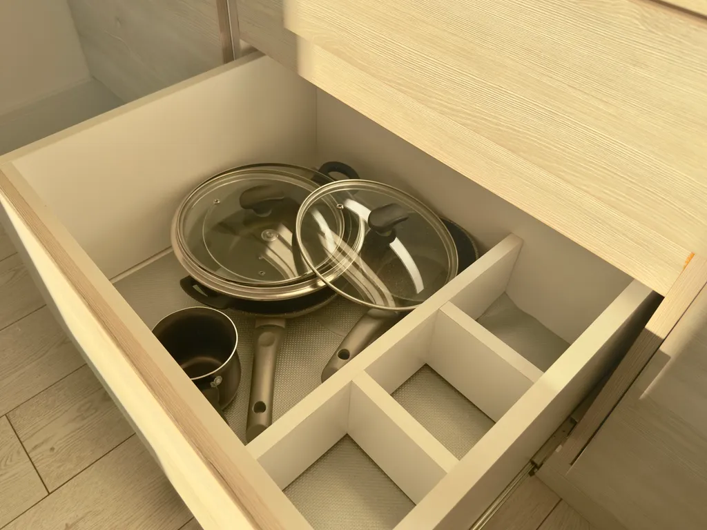 Солнечная студия на берегу моря