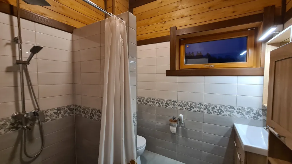 Коттедж на 12 человек Б4