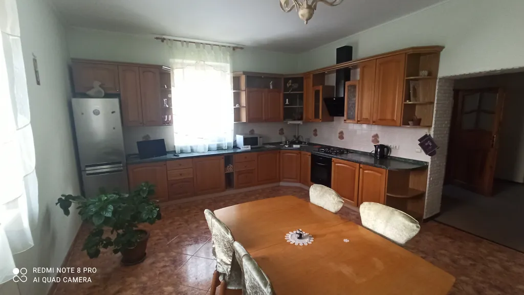 Квартира отдельная на первом этаже частного дома