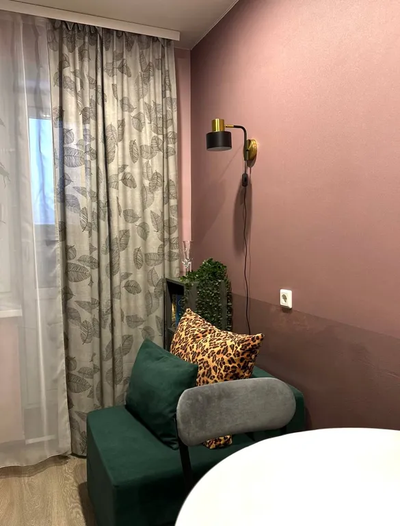 Просторная однушка в новом доме с большой парковкой