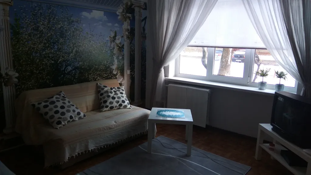 Уютная студия рядом с остановками и магазинами