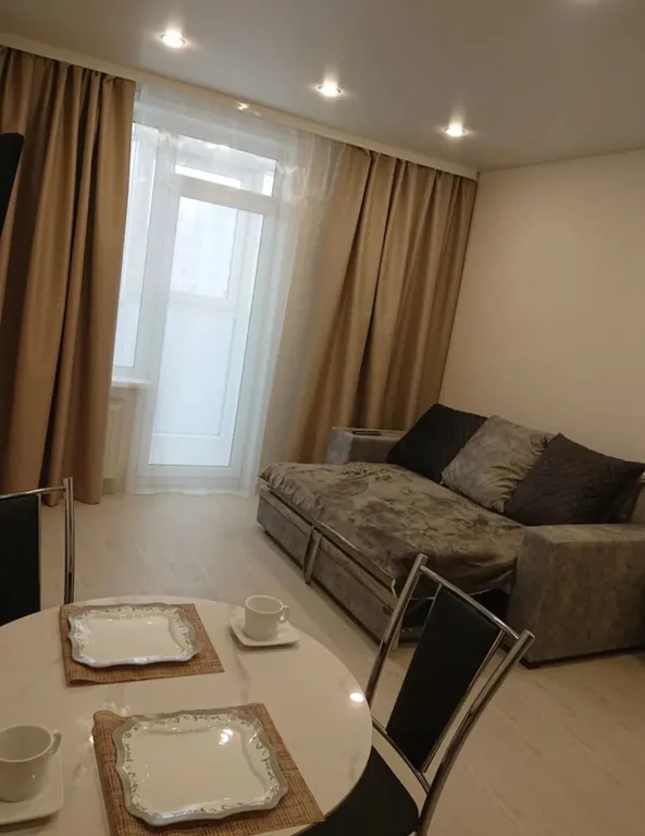 Квартира с современным ремонтом в ЖК Авангард