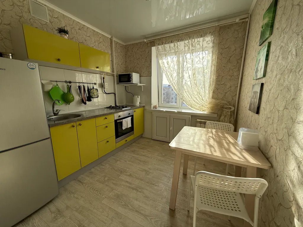 Квартира Квартира Однокомнатная с большим балконом — Омск