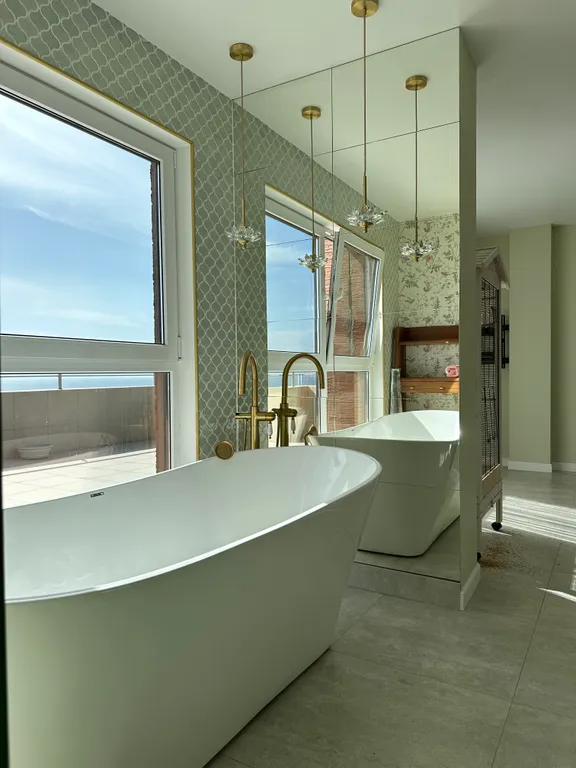 Дом с видом на море