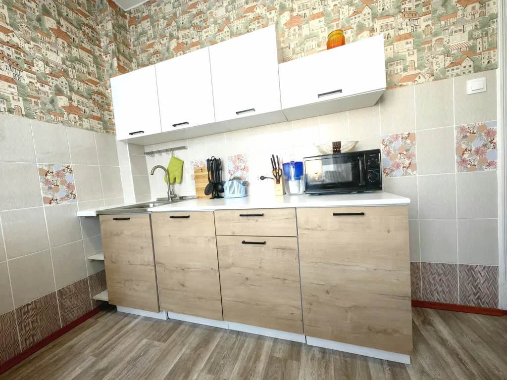 2-комнатная квартира в удобном районе: рядом Севмаш, ул. Ленина