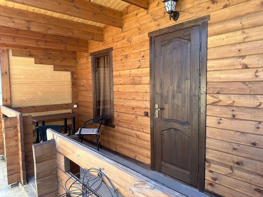 Коттедж 2 — аренда посуточно в Сухум