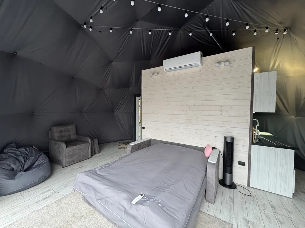 Уютный дом - сфера в 25 километрах от Минска