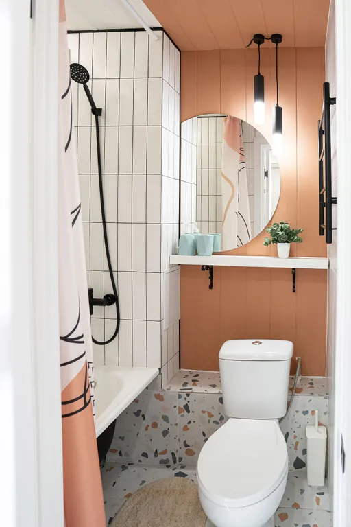 Яркая двухуровневая мини-студия