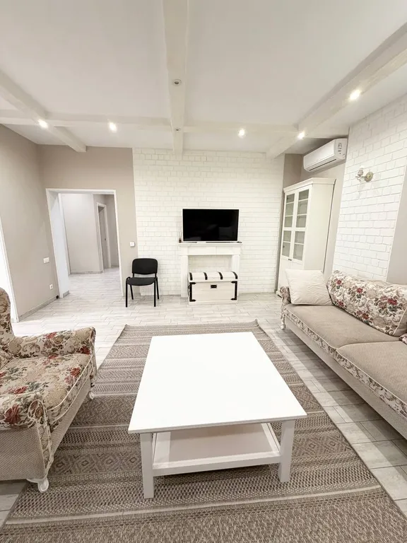 Просторный уютный коттедж с сауной и удобной транспортной развязкой