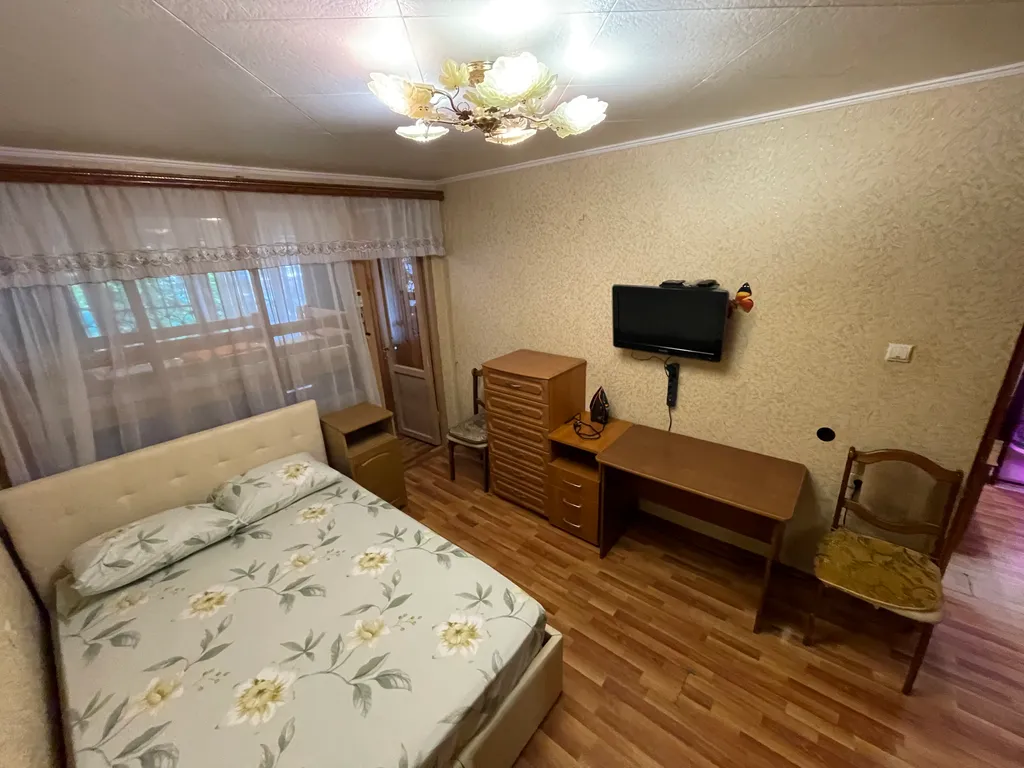 Квартира на 4 человека, в центре Адлера, 7 минут к морю