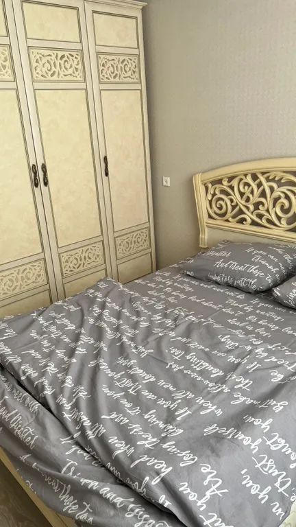 Уютный дом на берегу реки