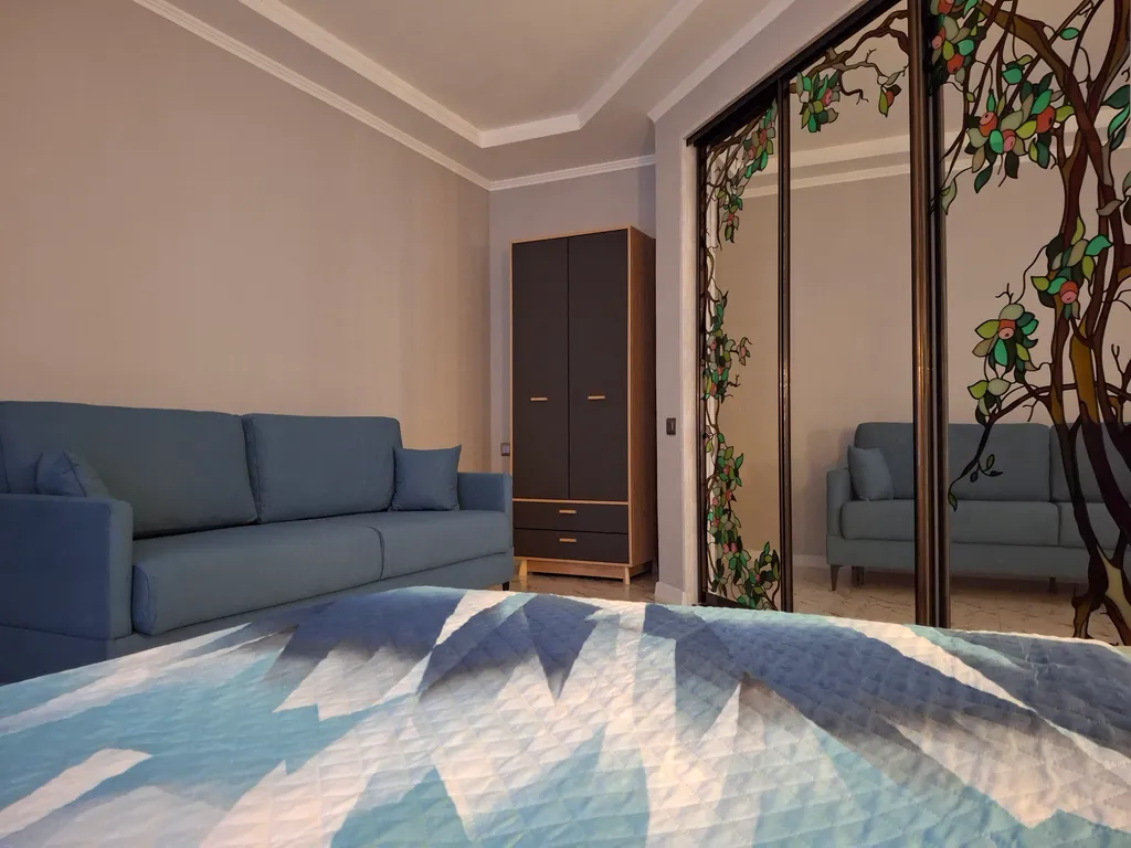 Большой четырёхместный люкс с выходом на бассейн 16